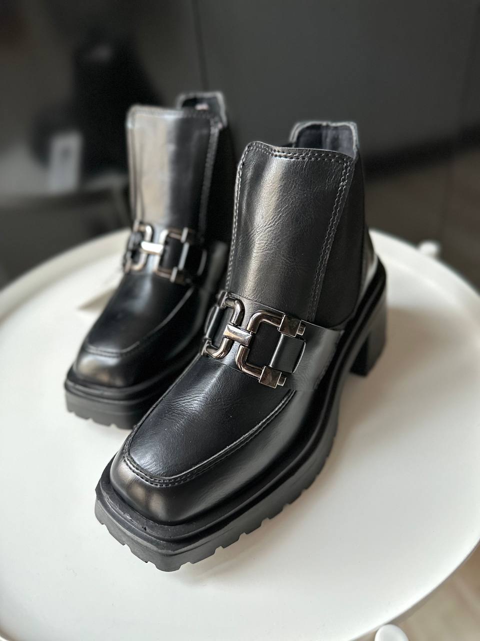 00030 - Stradivarius Ankle Boots