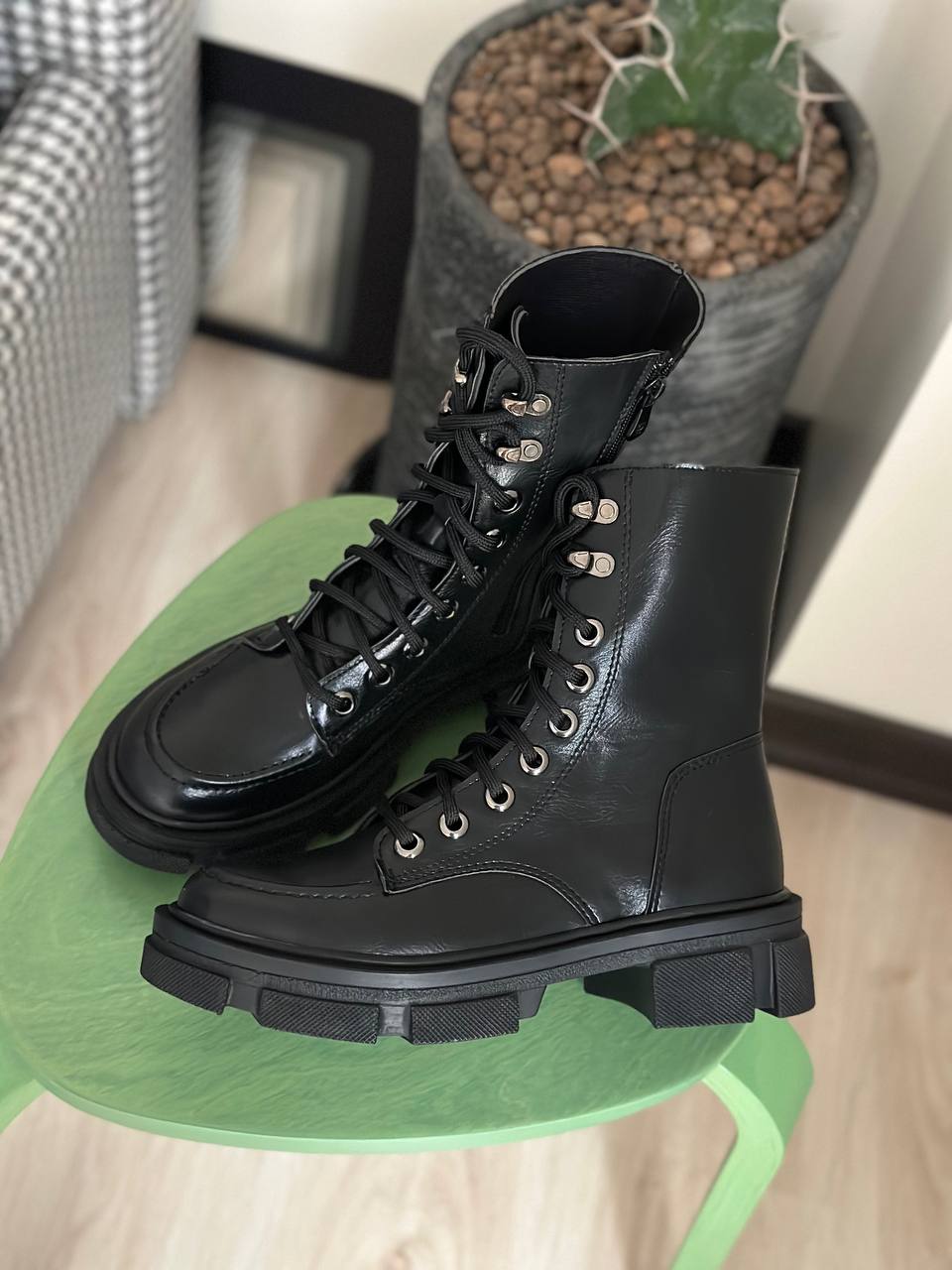 Stradivarius Flat Ankle Boots - BT10