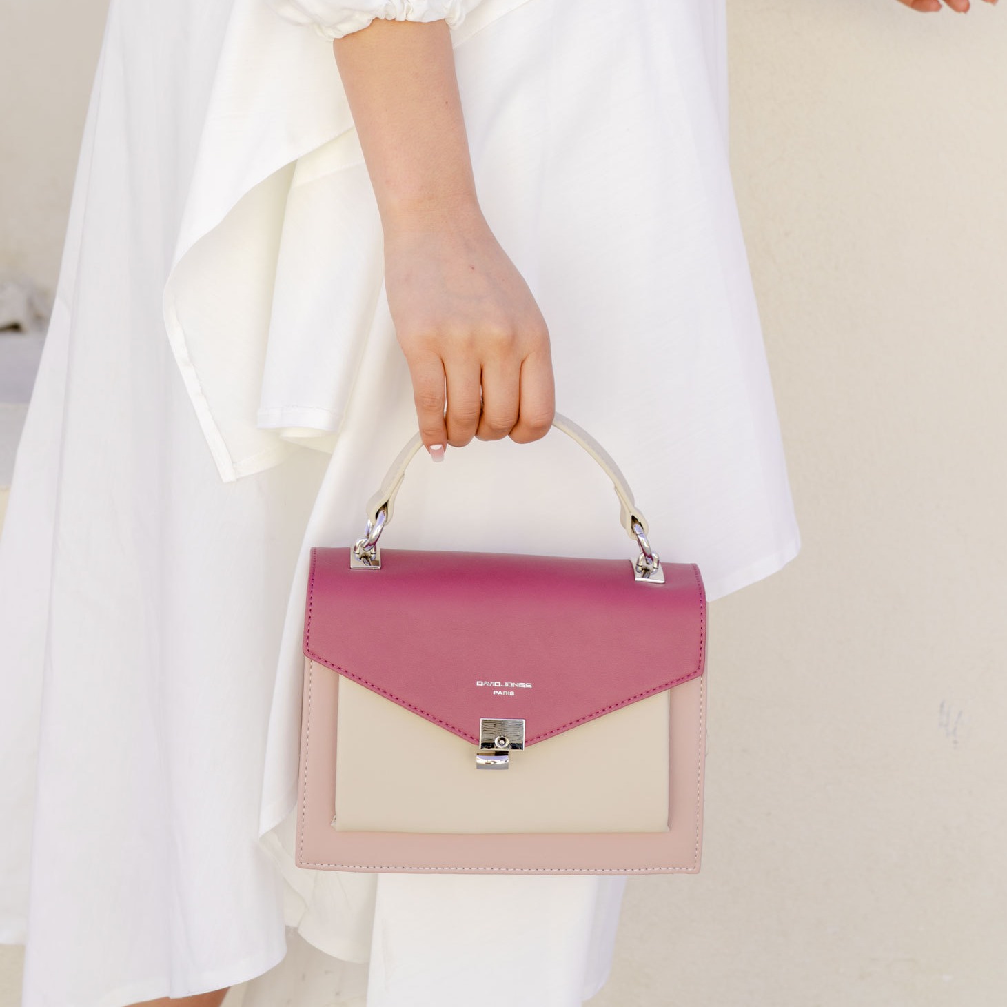 David Jones CM5026