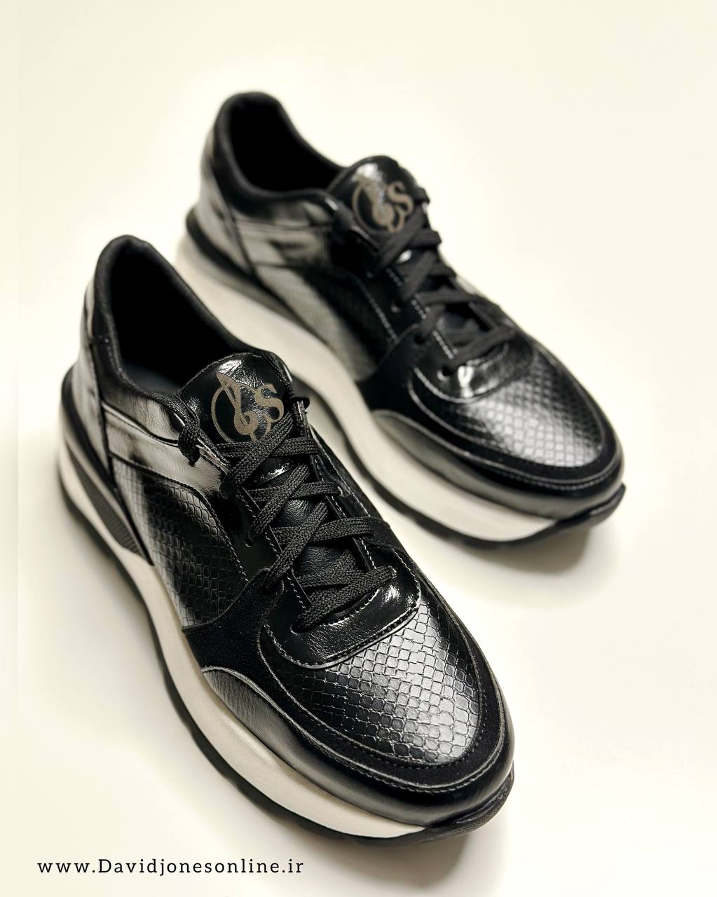 Stradivarius Sneakers - SKB11