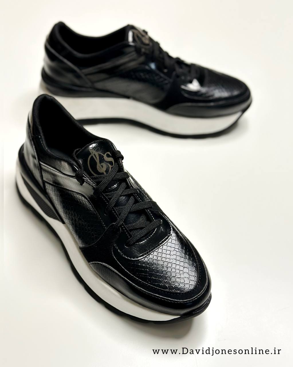 Stradivarius Sneakers - SKB11